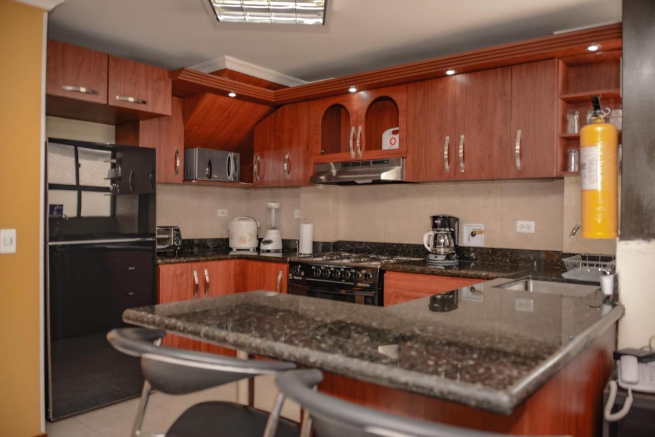 Calle 8 Suites เมเดยิน ภายนอก รูปภาพ