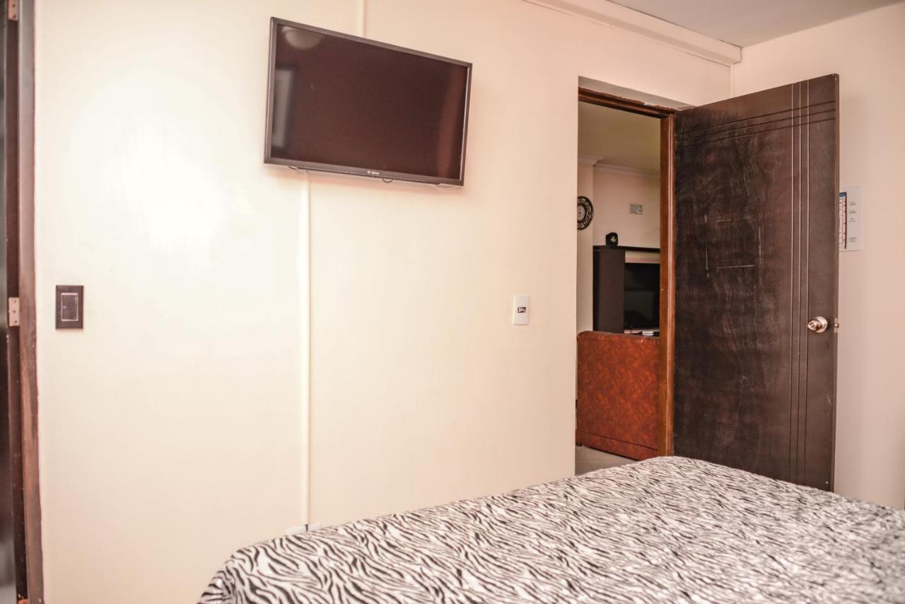 Calle 8 Suites เมเดยิน ภายนอก รูปภาพ