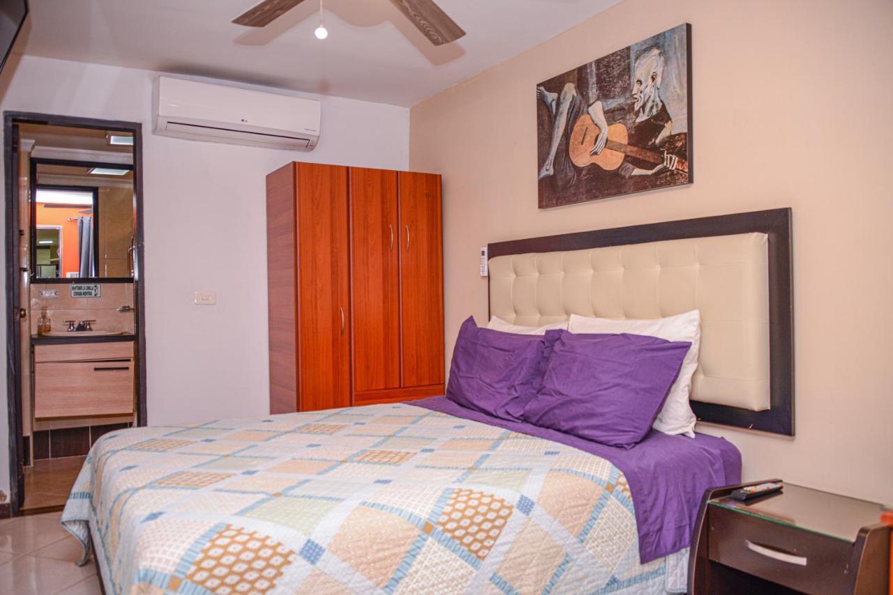 Calle 8 Suites เมเดยิน ภายนอก รูปภาพ