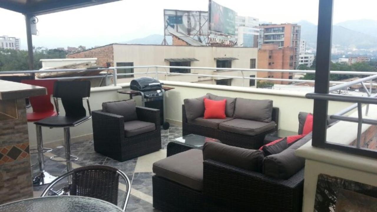 Calle 8 Suites เมเดยิน ภายนอก รูปภาพ